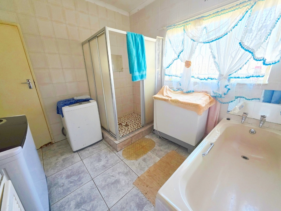 3 Bedroom Property for Sale in Oranjeville Free State